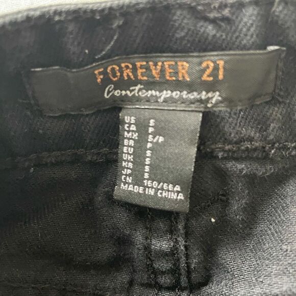 Forever 21 Black Button Denim Skirt - Picture 3 of 4